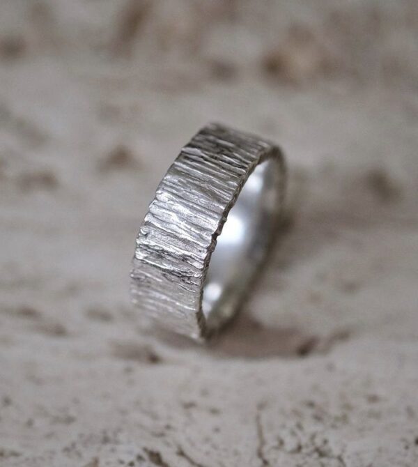 Bague argentée simple